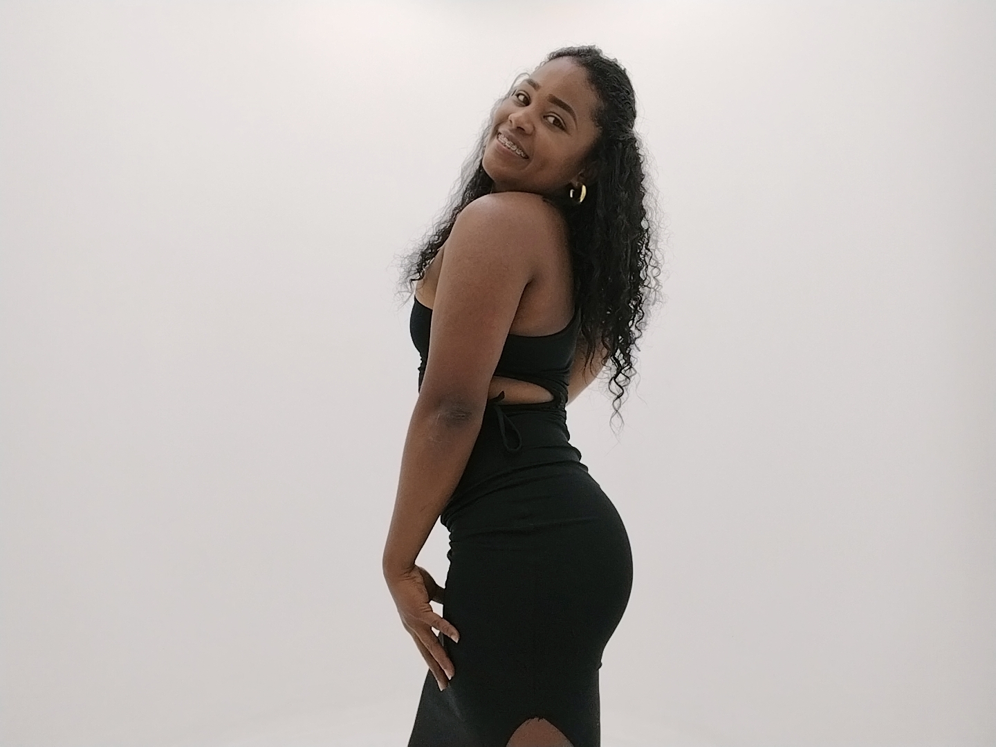 Artist Camila_H Foto 9