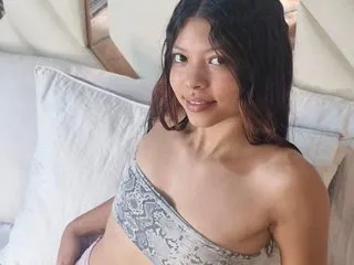 Image de profil du modèle de webcam Charlotte_19