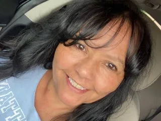 Imagen de perfil de modelo de cámara web de AllesandraX