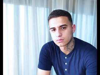 Image de profil du modèle de webcam Simookeler