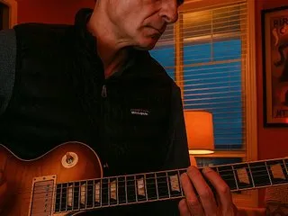 Image de profil du modèle de webcam CenterfieldShow