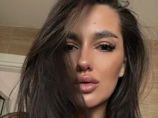 Image de profil du modèle de webcam bubbledoll777