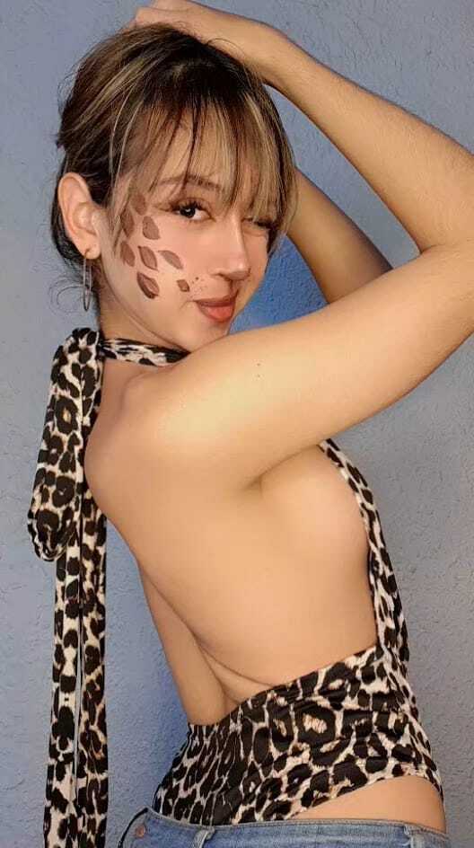 Intérprete AprilIvanov Foto 4