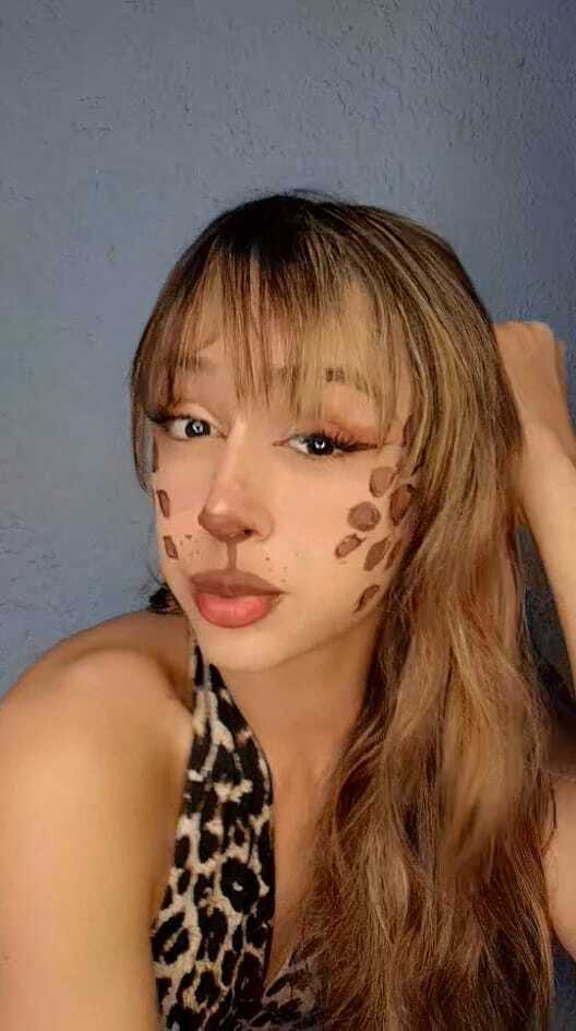 Intérprete AprilIvanov Foto 6