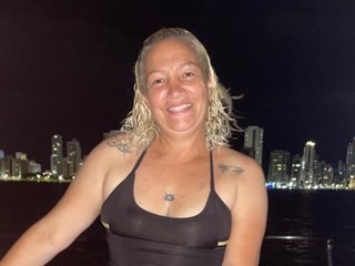 Imagen de perfil de modelo de cámara web de LEGNAMATURE