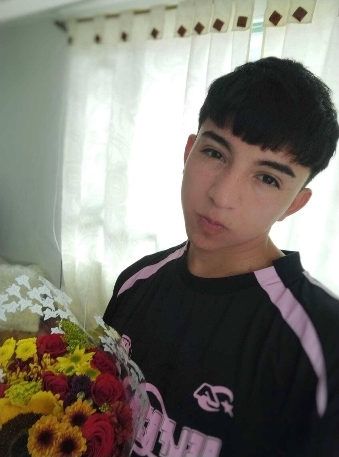 Artist Joji_Spencer Foto 7