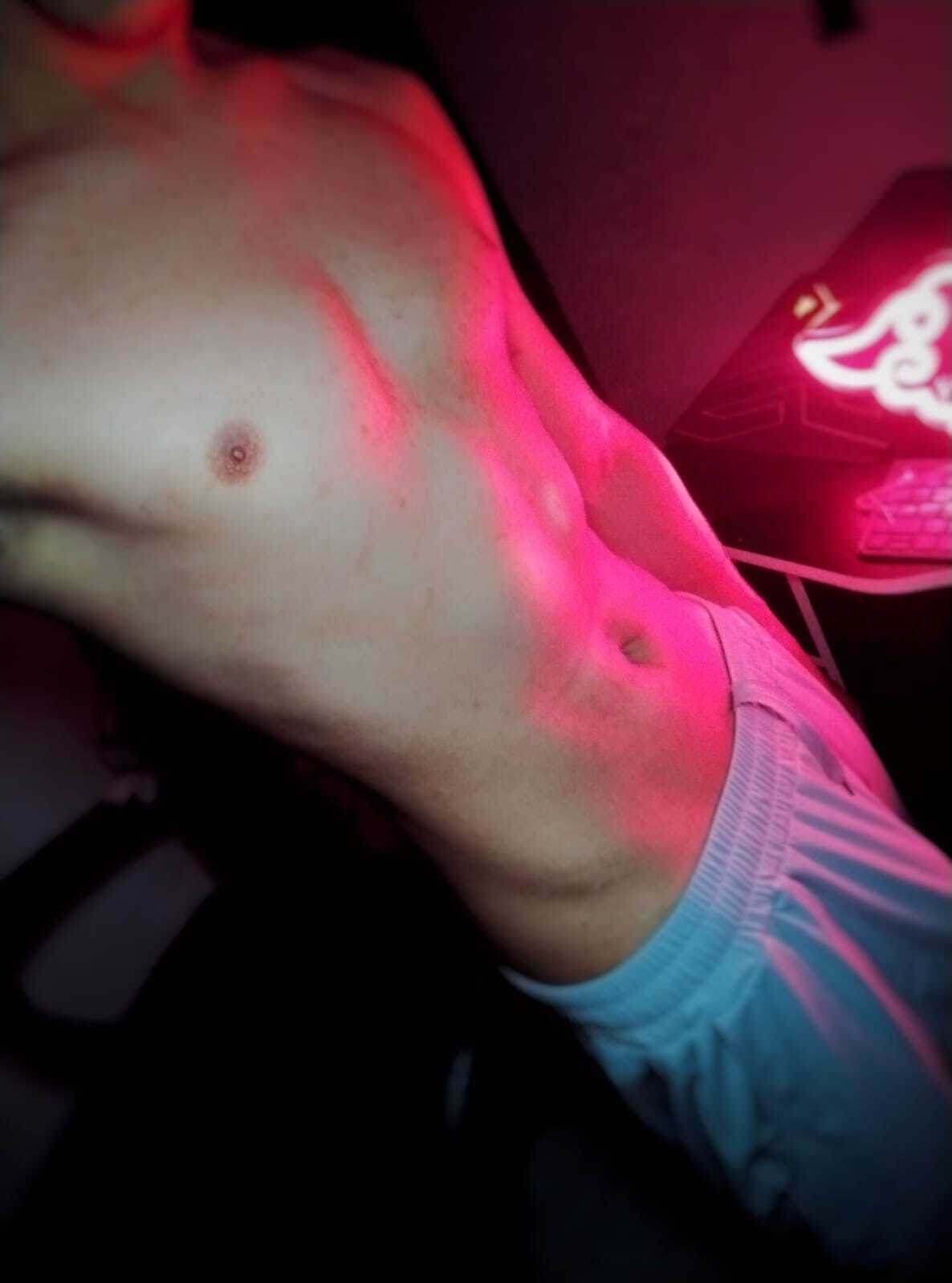 Artist Joji_Spencer Foto 3