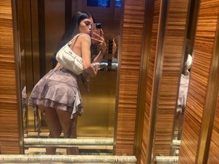 AsiiaAlli Profilbild des Cam-Modells