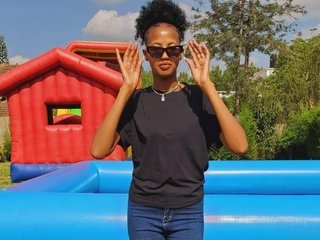 Image de profil du modèle de webcam Sexy_bluegirl69