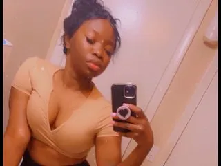 Image de profil du modèle de webcam ChocolateDessert