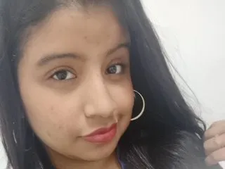 Imagen de perfil de modelo de cámara web de BelllaMartinez