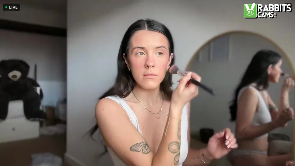 Interprete LaraMishchief Video 1