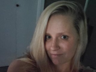 MayTaylorAnne profilbild på webbkameramodell