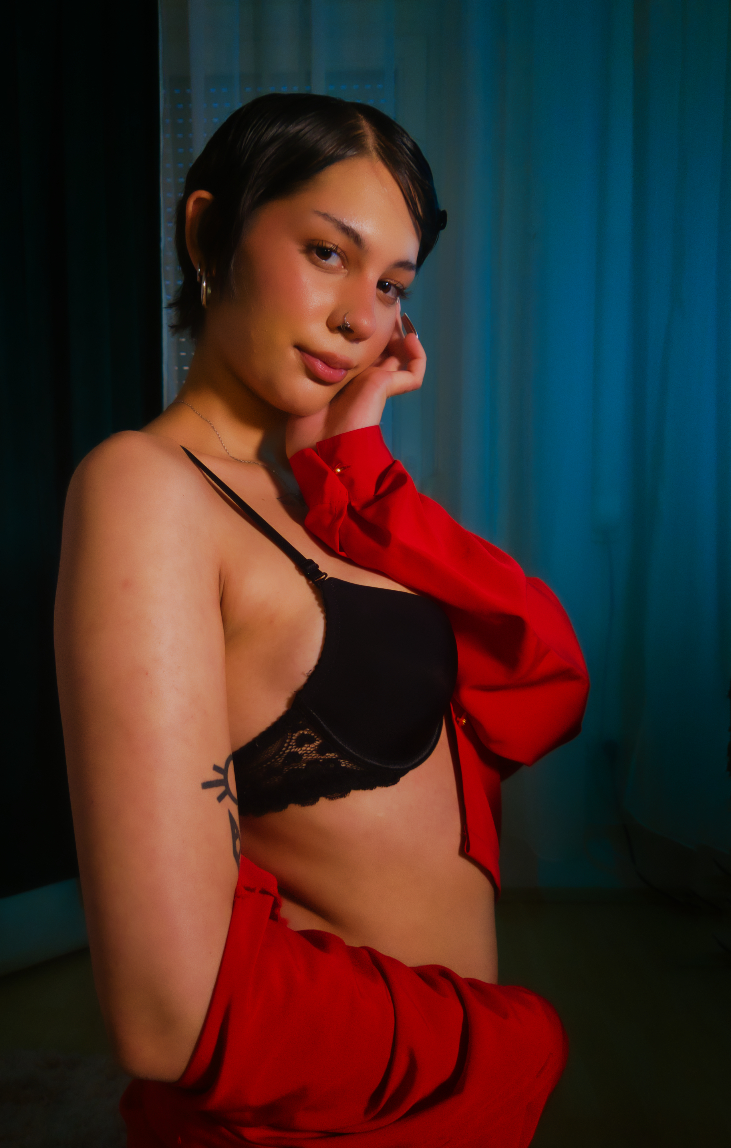 Intérprete LoraShines Foto 1