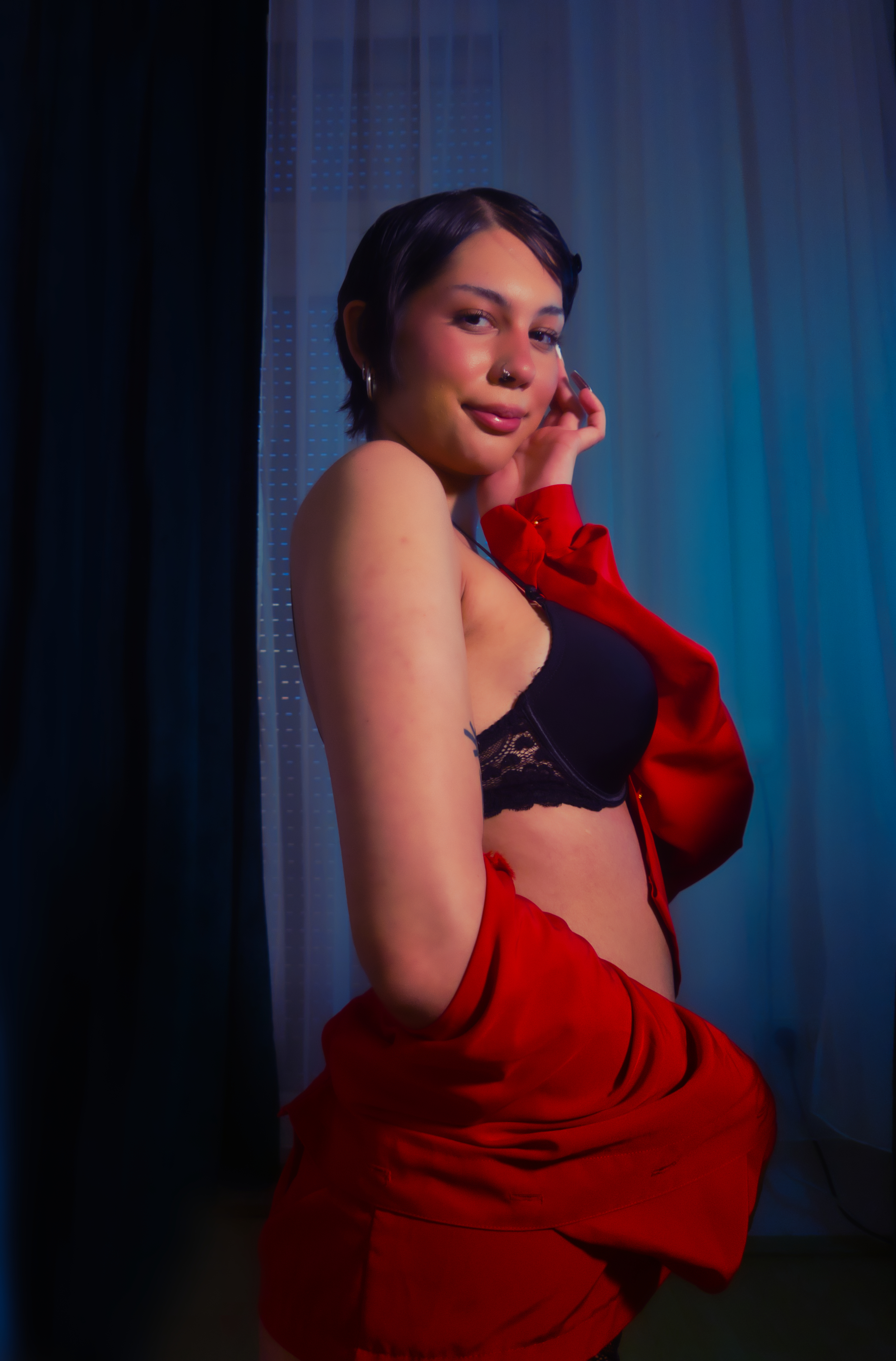 Intérprete LoraShines Foto 3