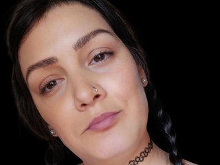 BizzBee cam model profile picture