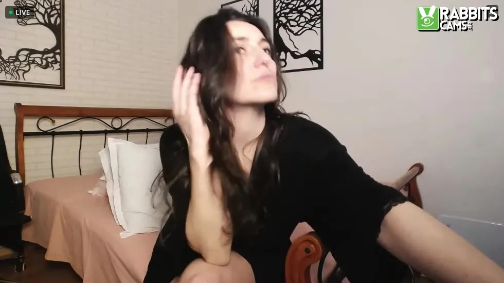 Intérprete LEONAAx Video 1