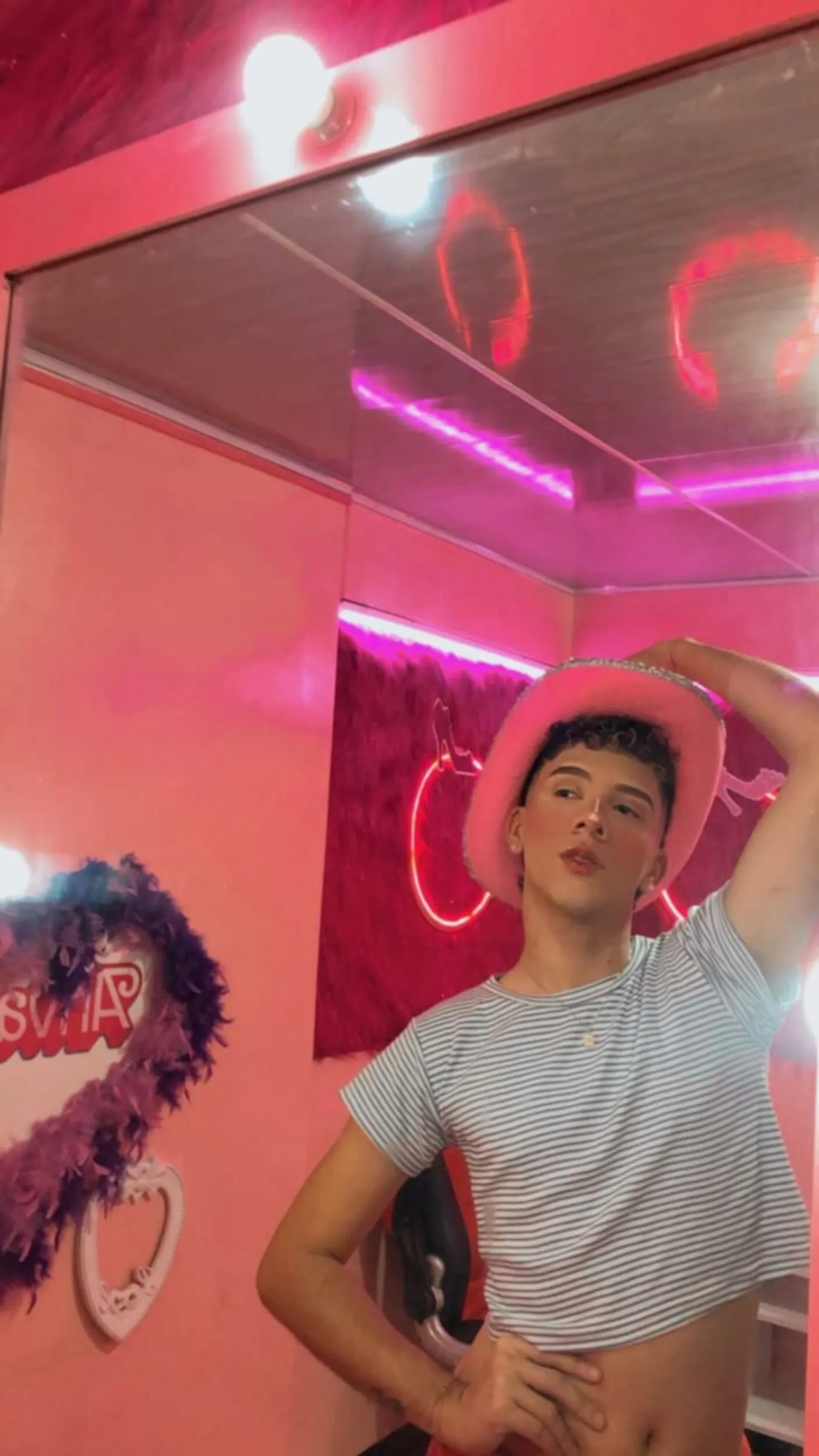 Artist NOAH_PLAY Foto 8