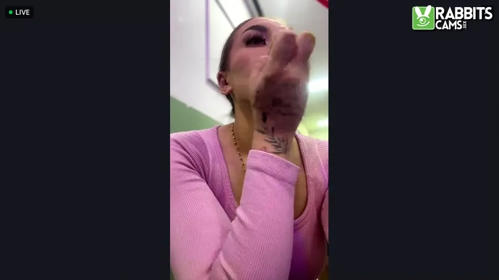 Artist MadisonReeds Video 1