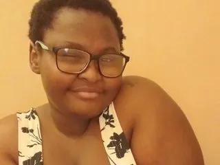 Image de profil du modèle de webcam BustyBabe099