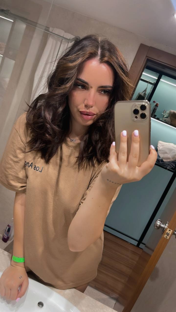 Interprete MiraDelynn Foto 3