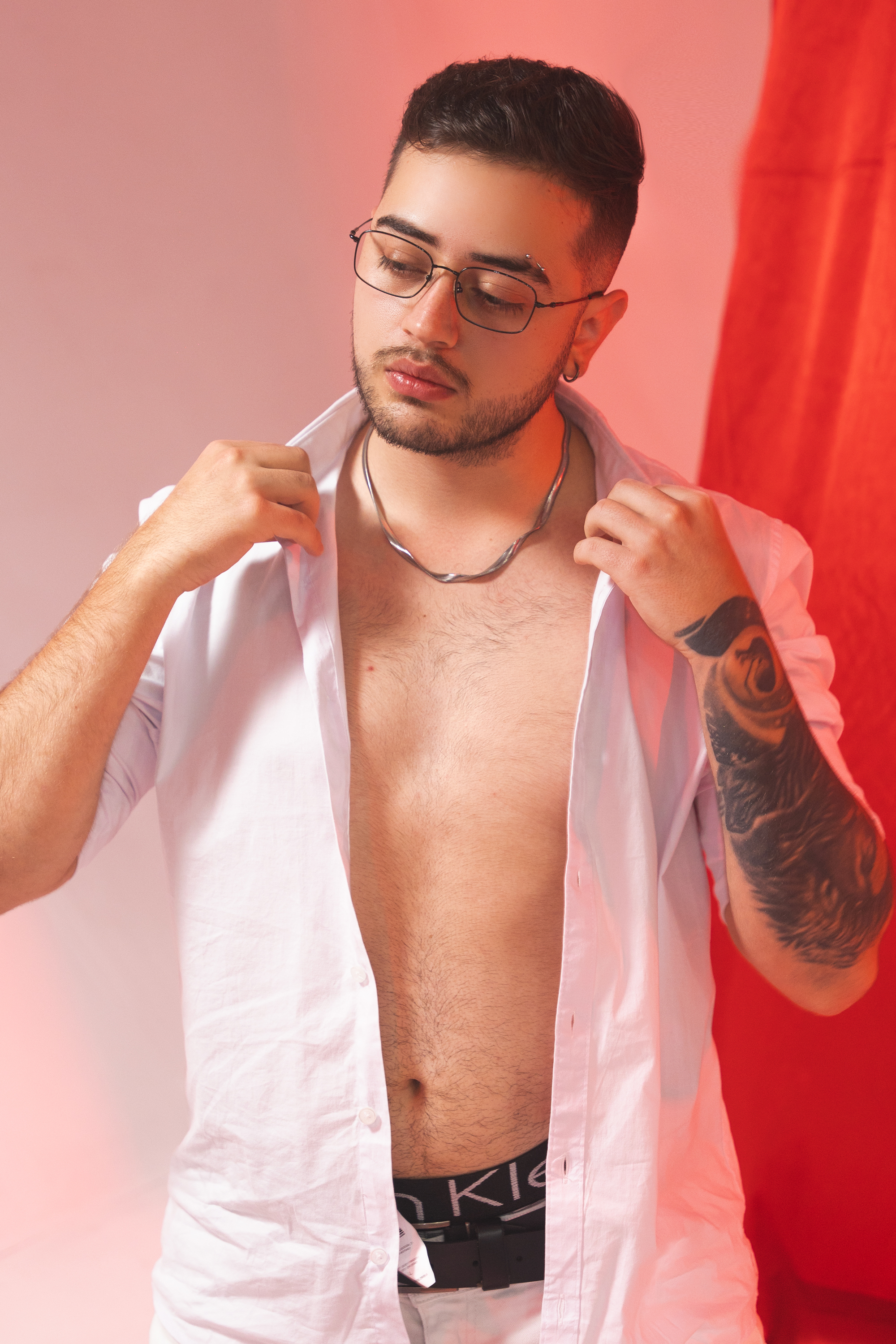 Performer Ethan_Greys Photo 3