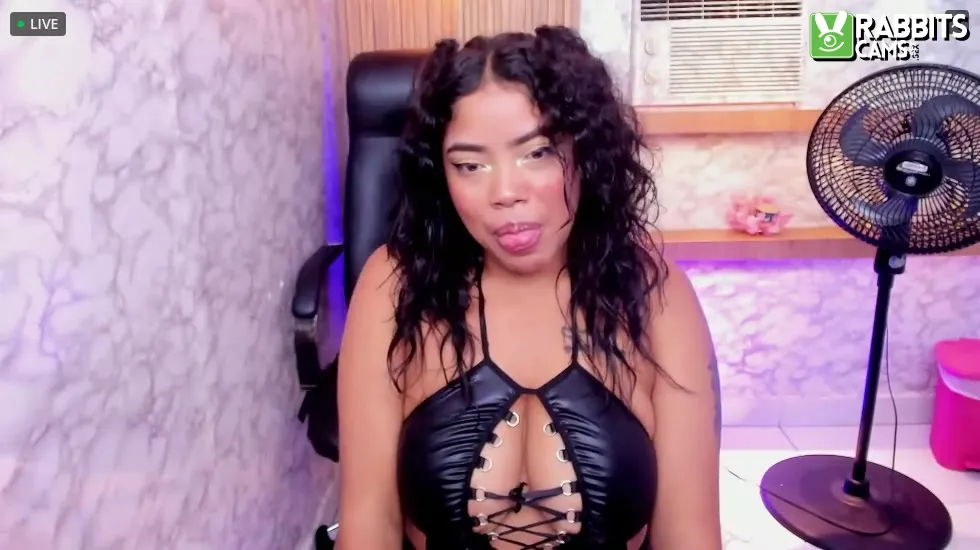 Artiest NinaCapelli Video 1