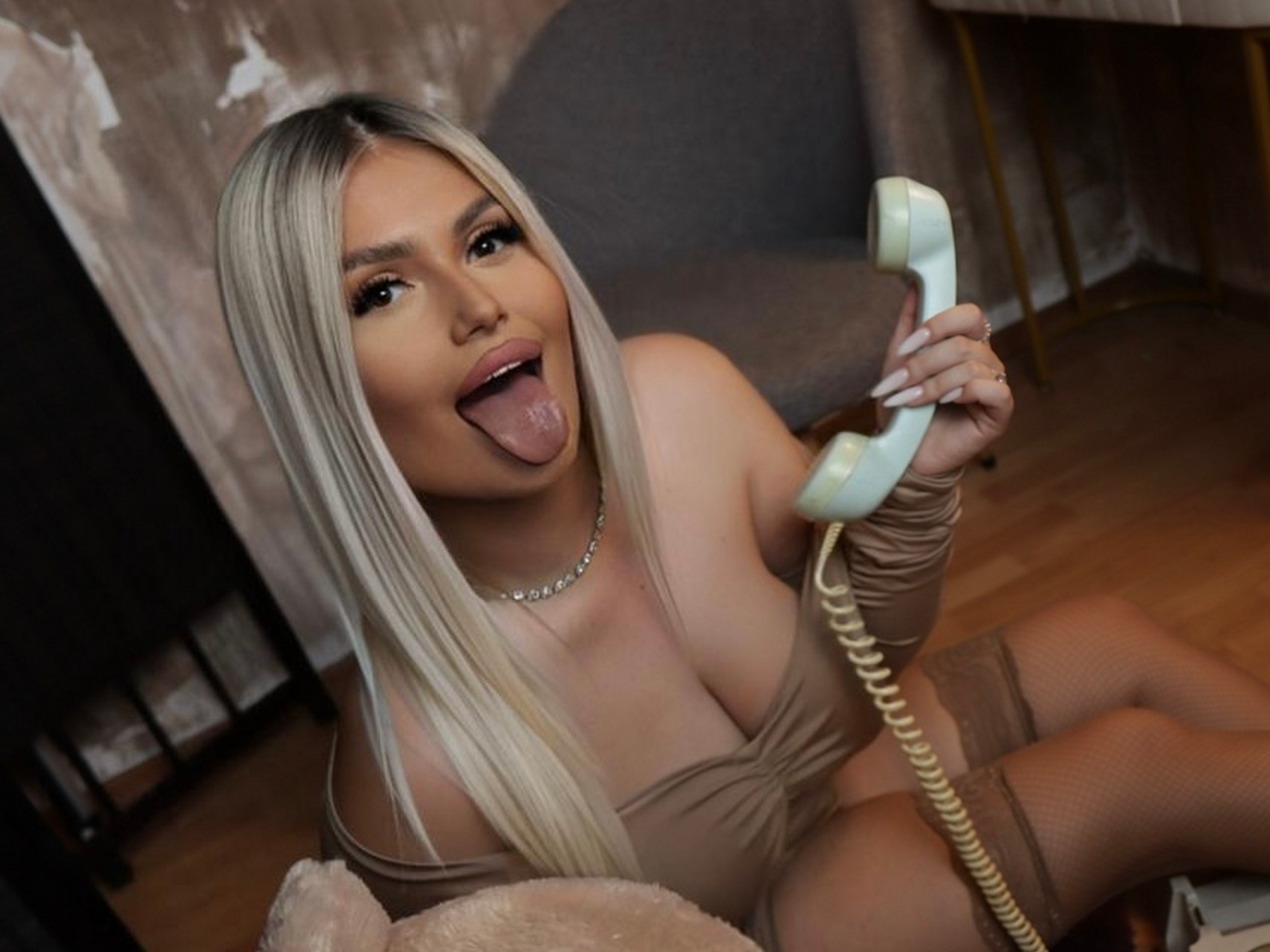 Performer LorrySkye Photo 1