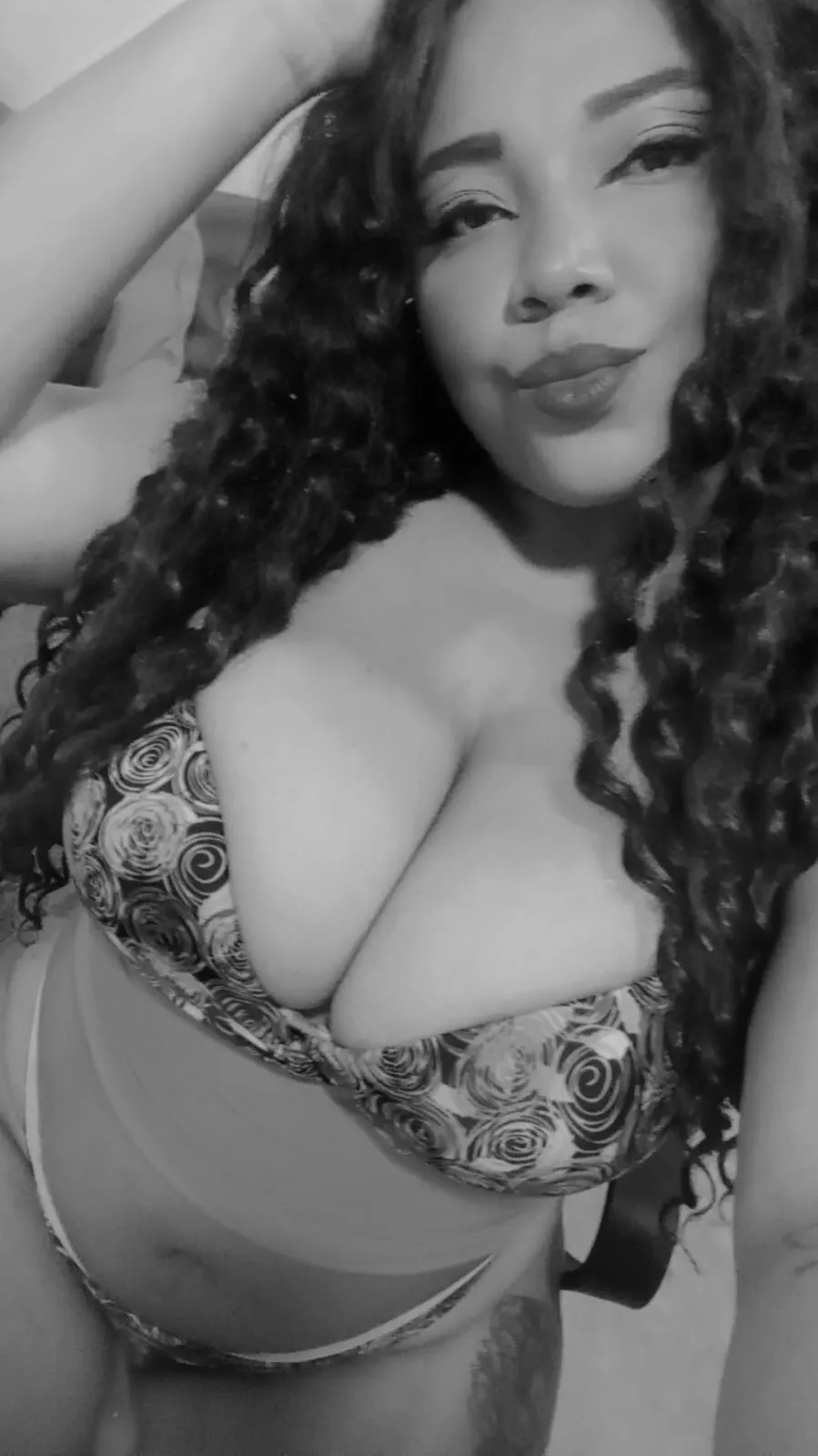 Artista Ivonny_Hot Foto 10