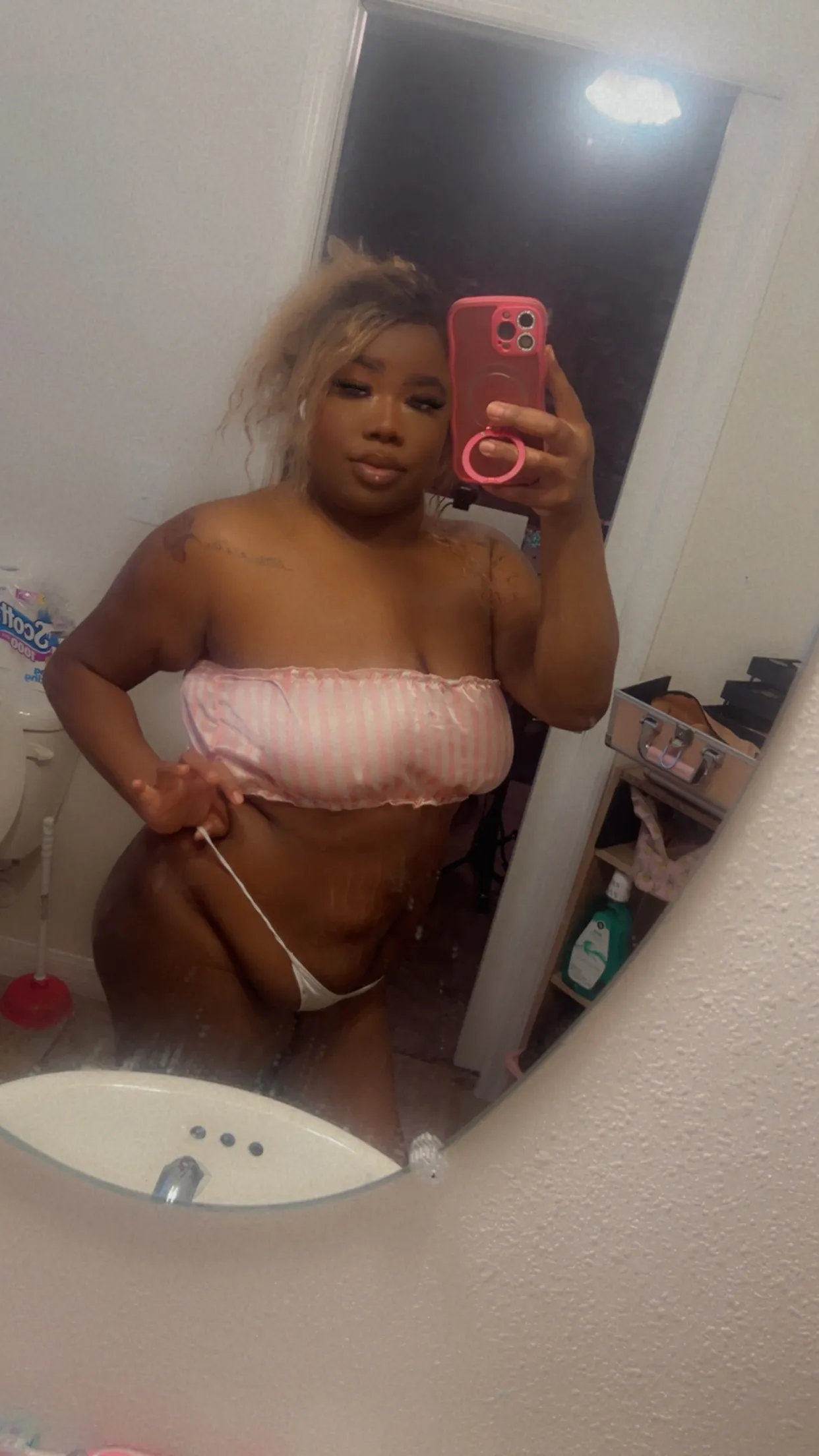 Interprète MissheavenleighReign Photo 4