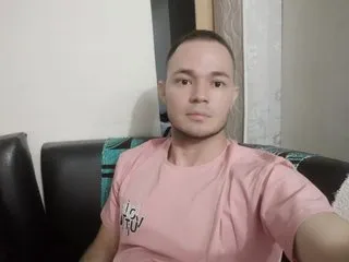 111elnene111 cam model profile picture