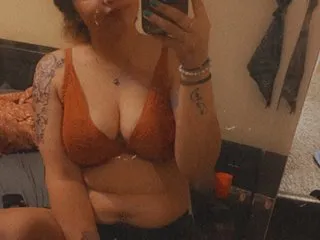 TalksWIvy cam model profile picture