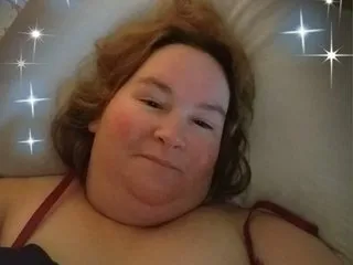 MystiqueHalliwell immagine del profilo del modello di cam