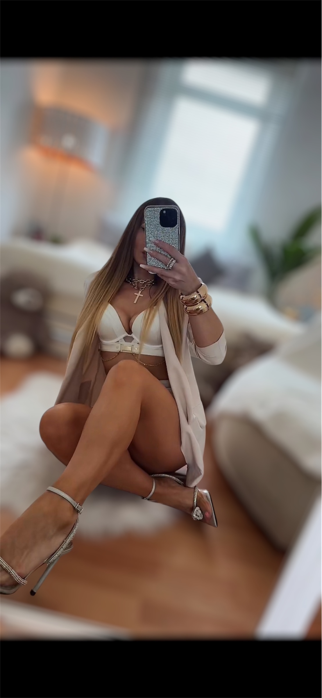 Performer FeralFoxy Photo 2