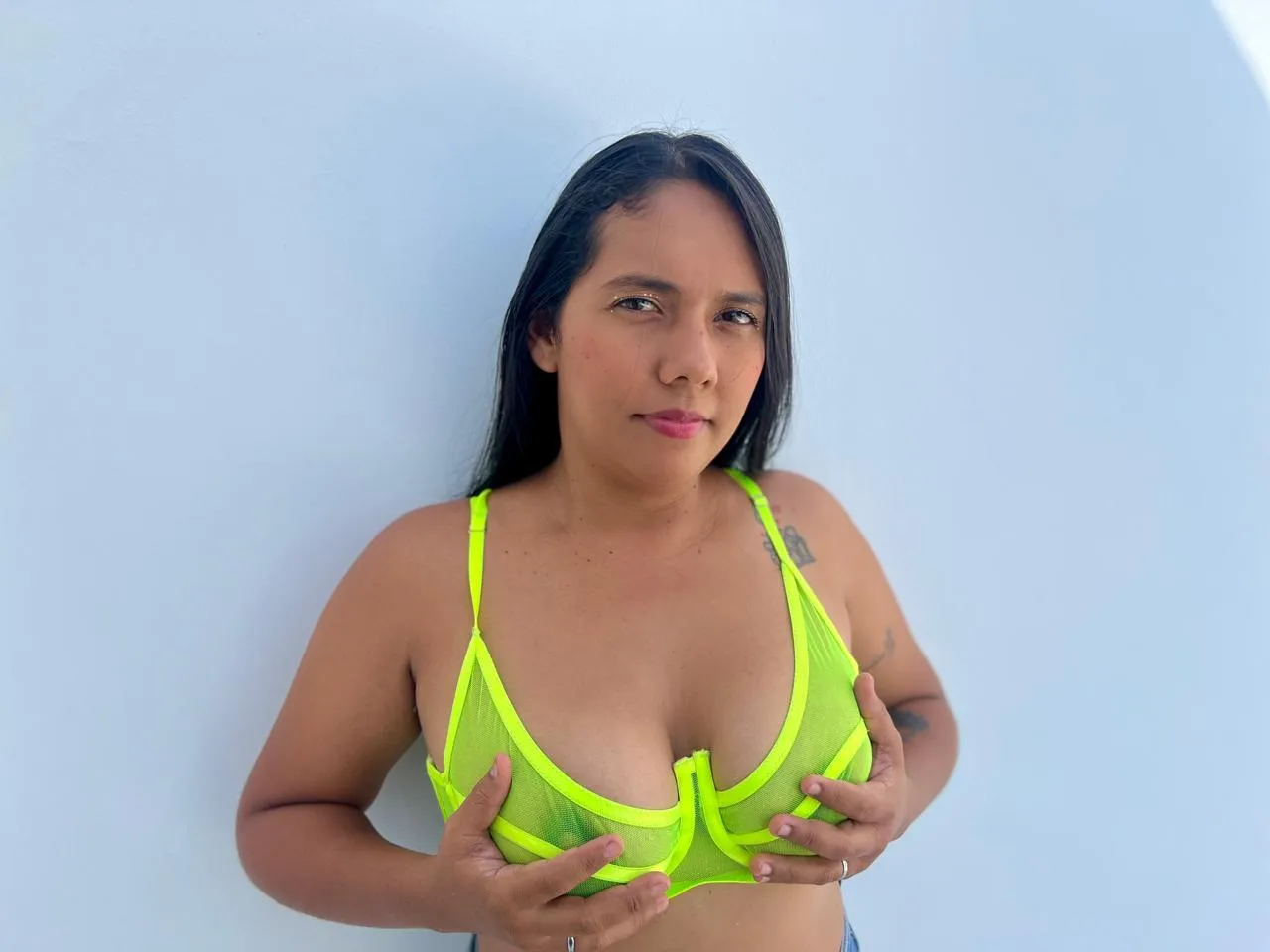 Artiest Mai_Bigboobs Foto 2