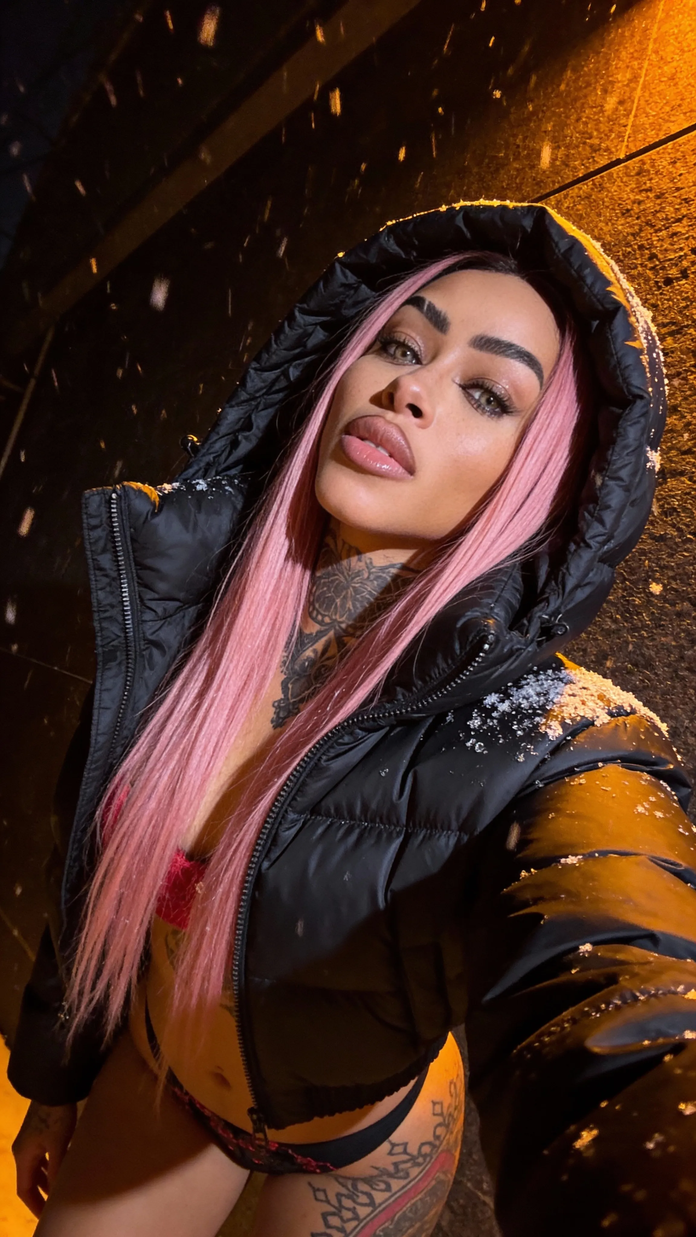 Performer DesareeUK Photo 8