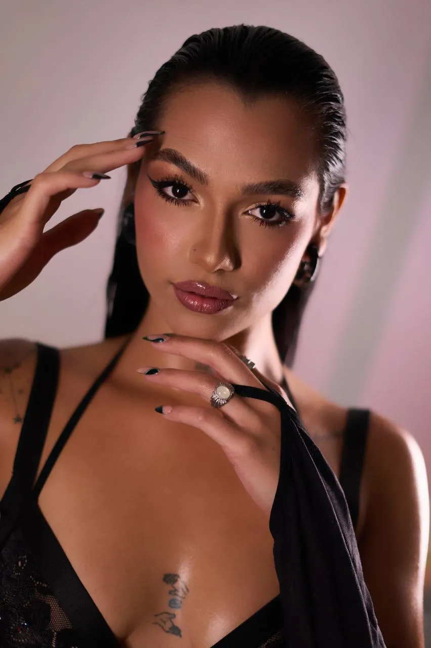 Artista KloeWatson Foto 2