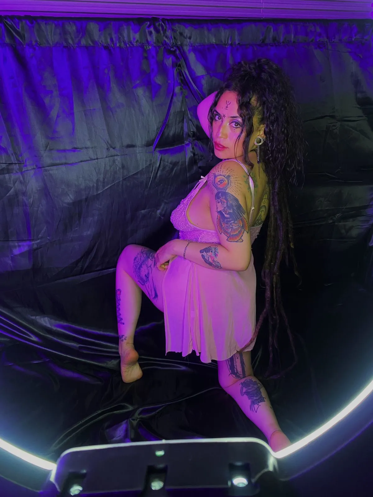 Performer Fenix_Lilith Photo 8