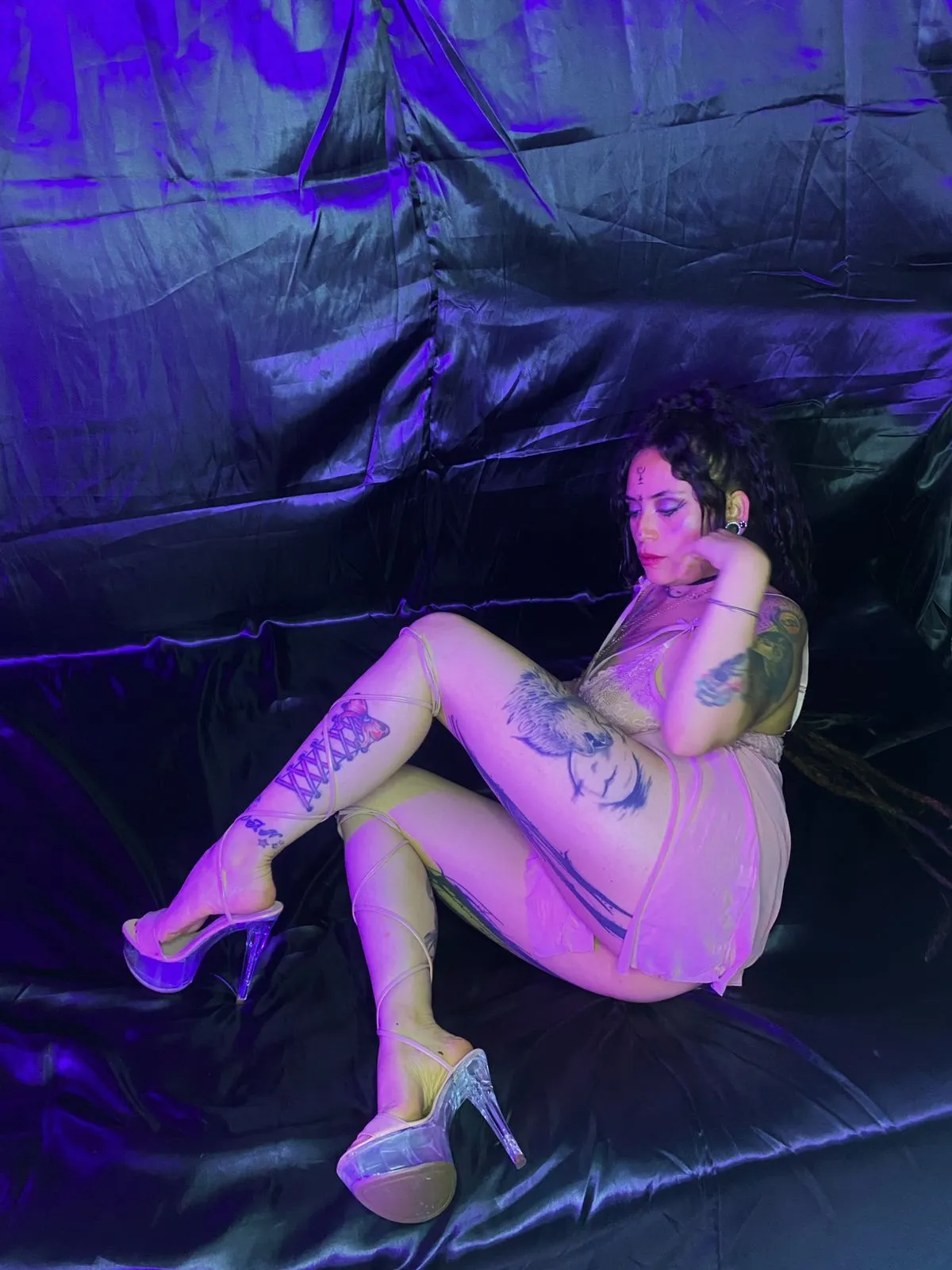 Performer Fenix_Lilith Photo 9