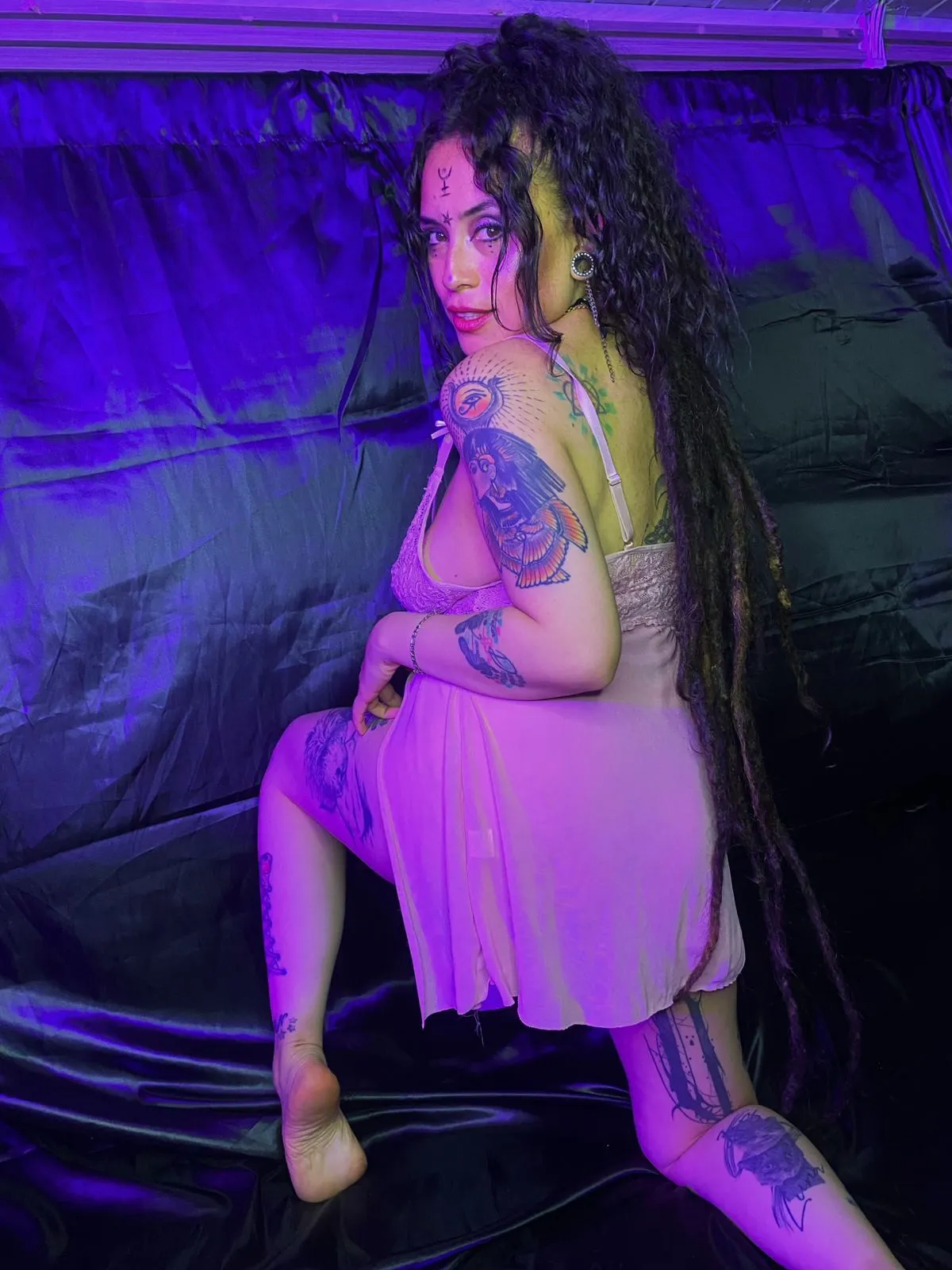 Performer Fenix_Lilith Photo 2