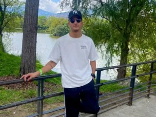 Adams_pitter Profilbild des Cam-Modells