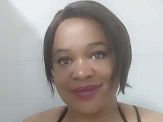 Imagen de perfil de modelo de cámara web de BUSTYQUEEN30