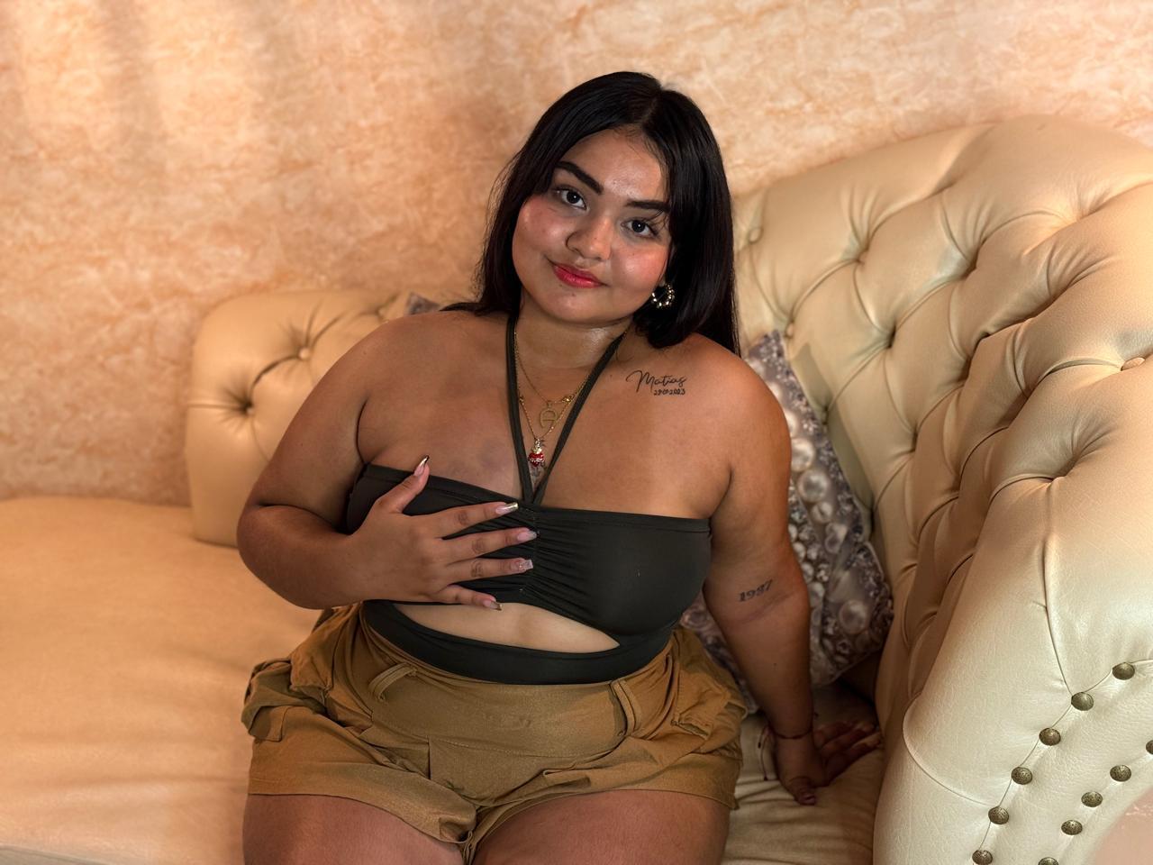 Artiest MiaCurvyy Foto 9