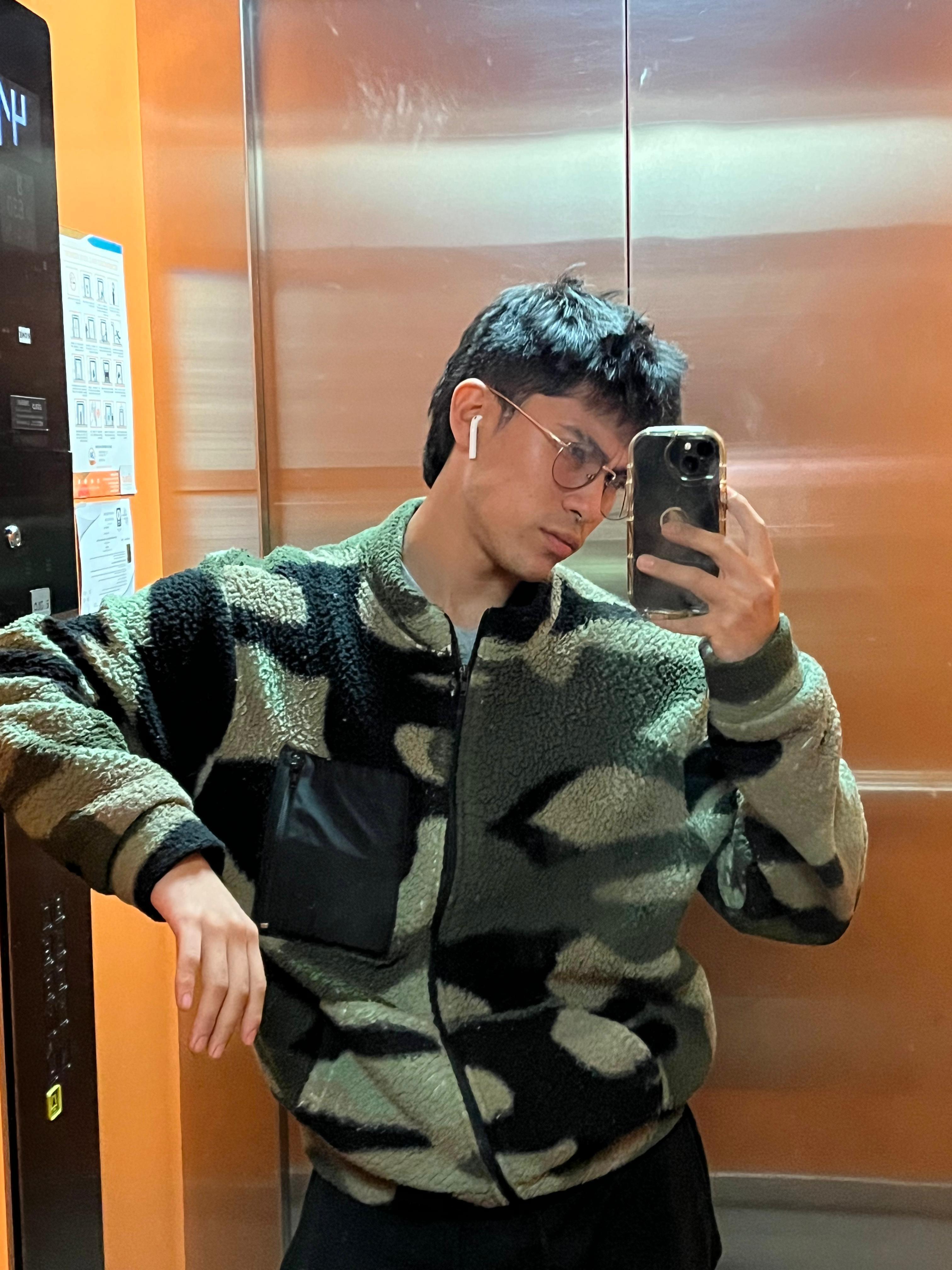 Artist Bastien_Volkov Foto 11