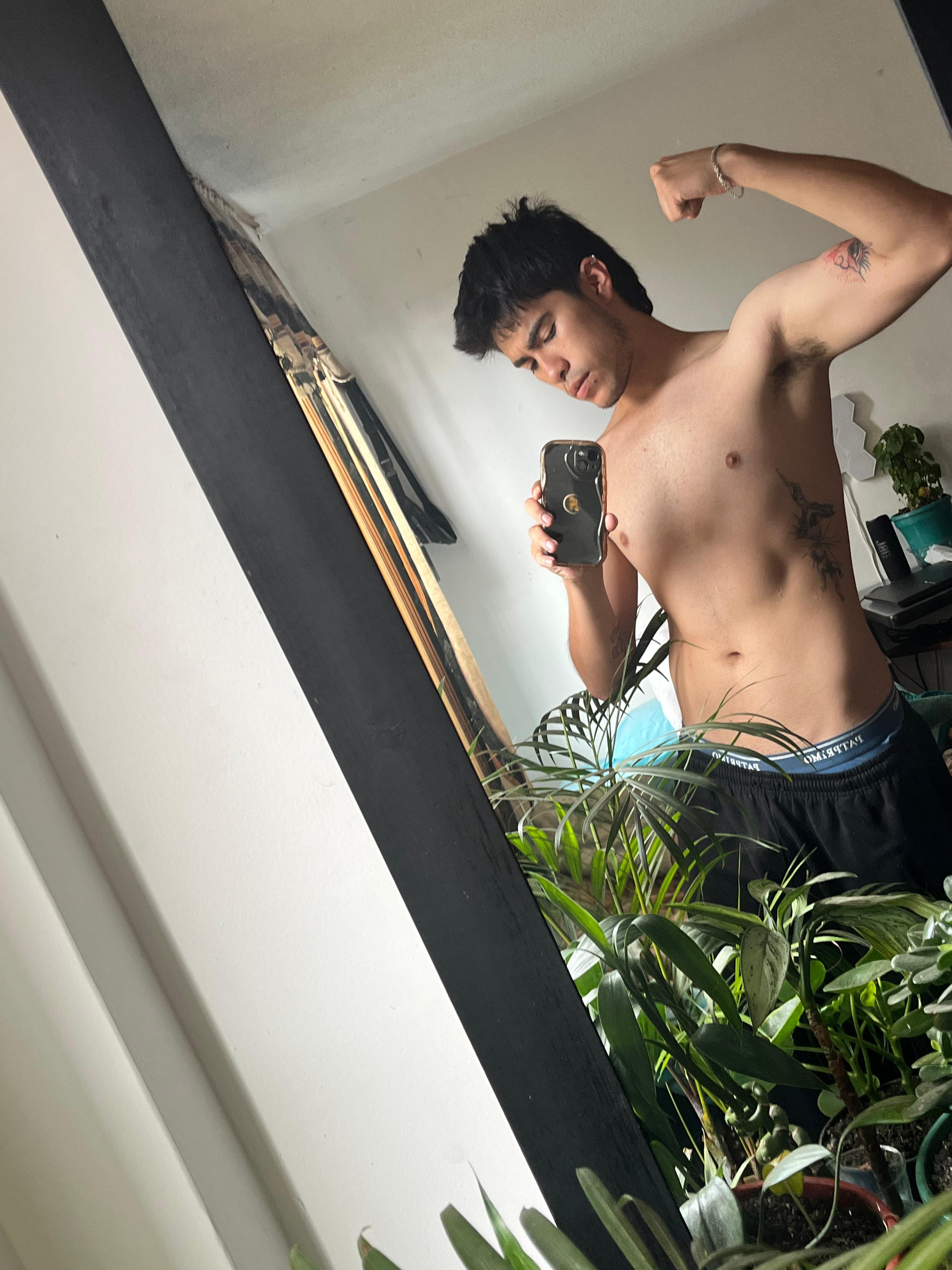 Artist Bastien_Volkov Foto 10