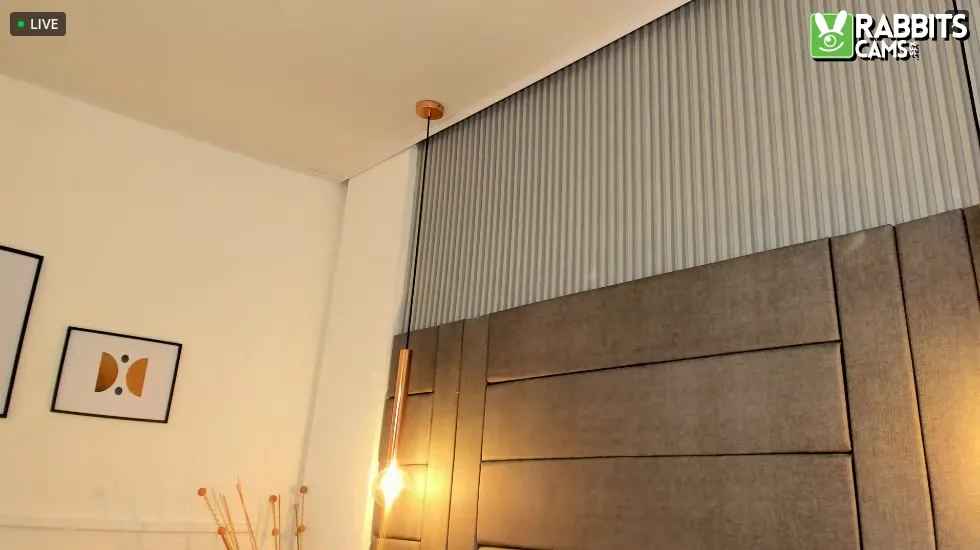 Artiest AryaMyers Video 1