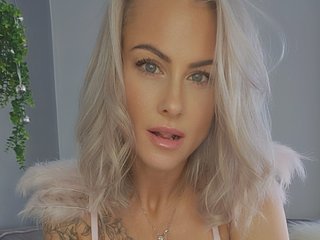 Image de profil du modèle de webcam DeliciousDeeX