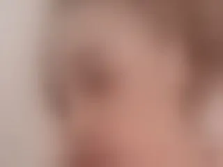 Minieme18 profielfoto van cam model