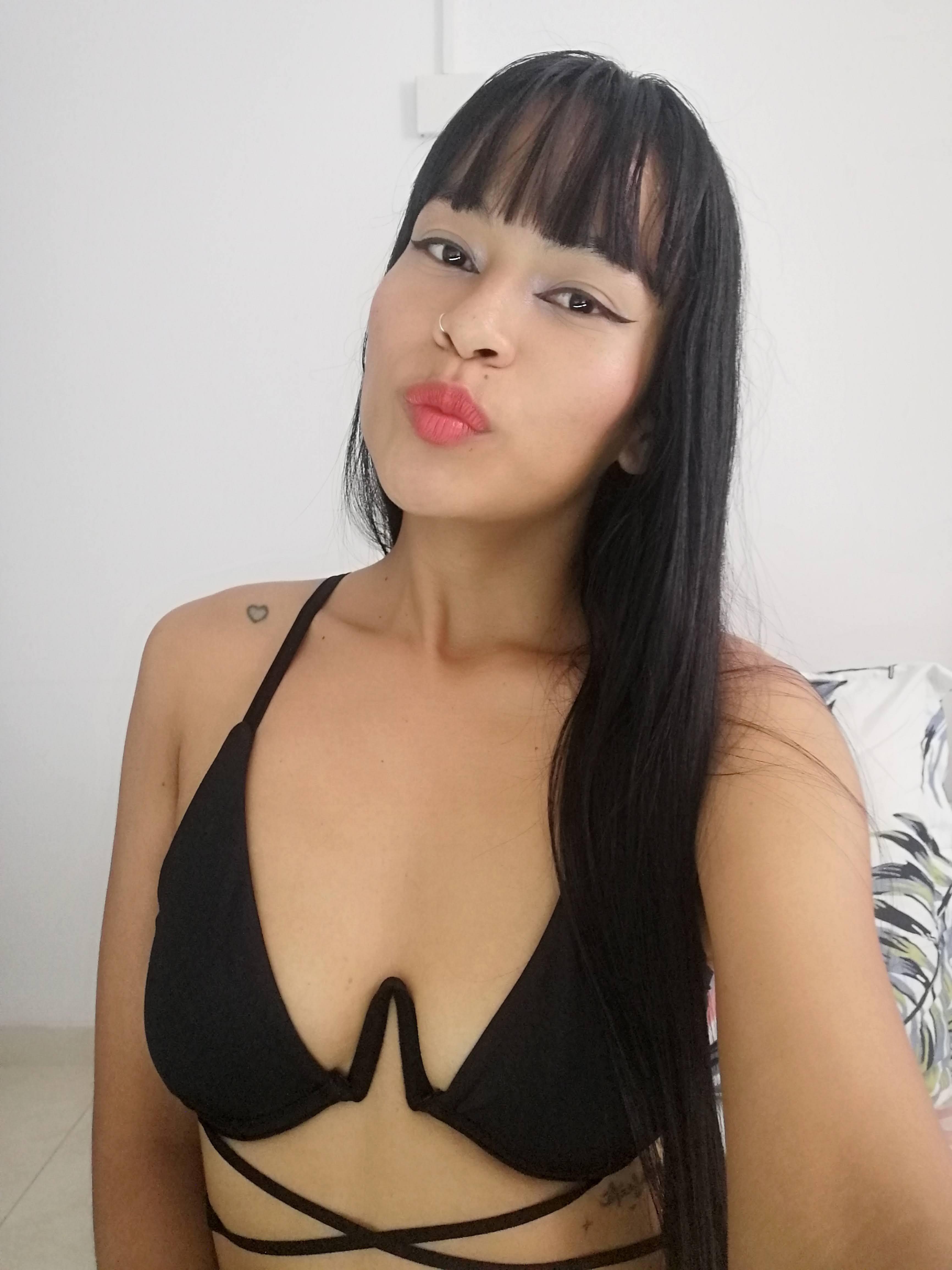 Intérprete Naomi_69 Foto 2