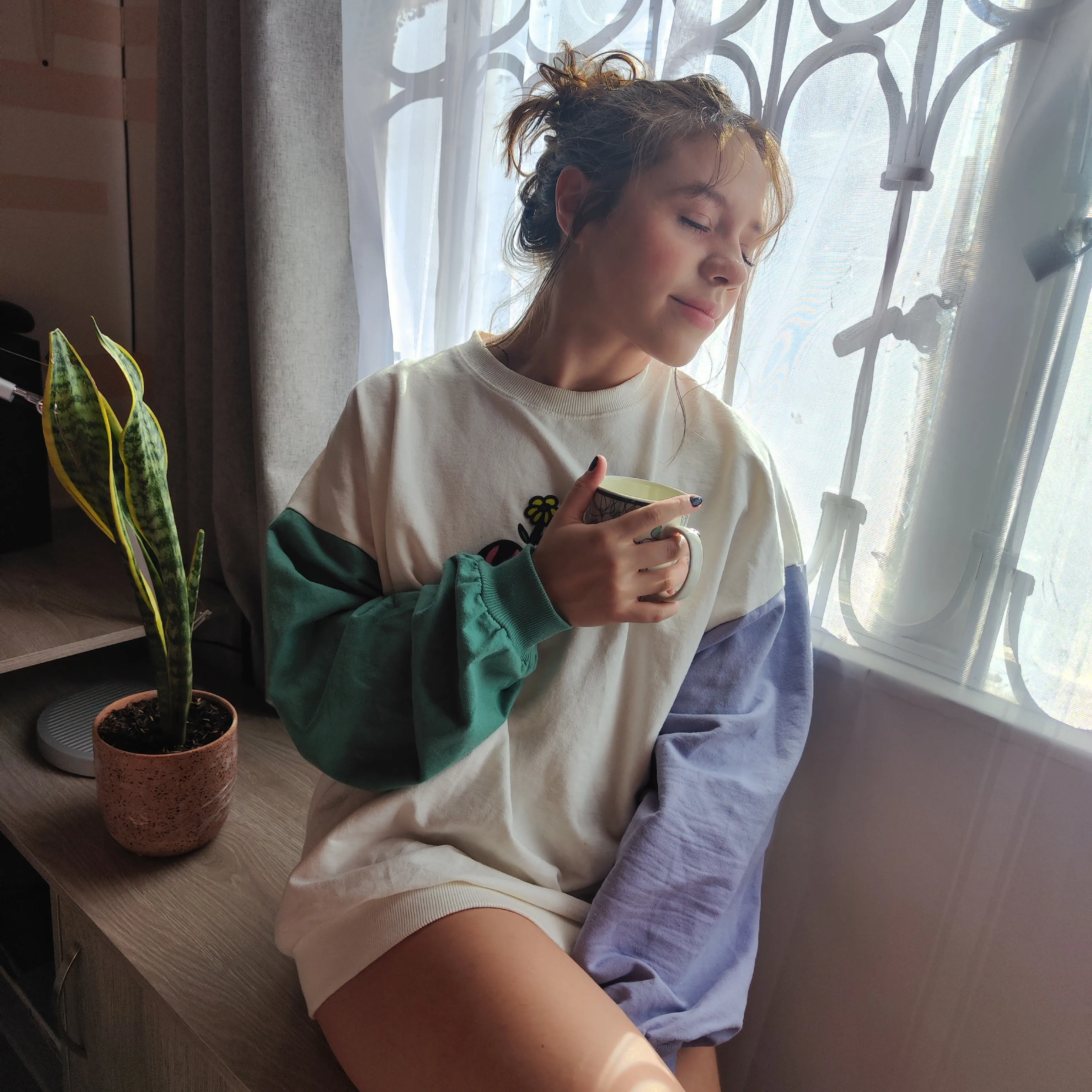 Interprète Ariana_More Photo 11